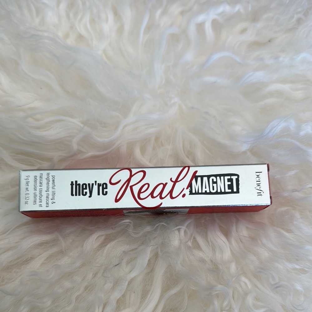 Benefit Mascara They're Real! Magnet